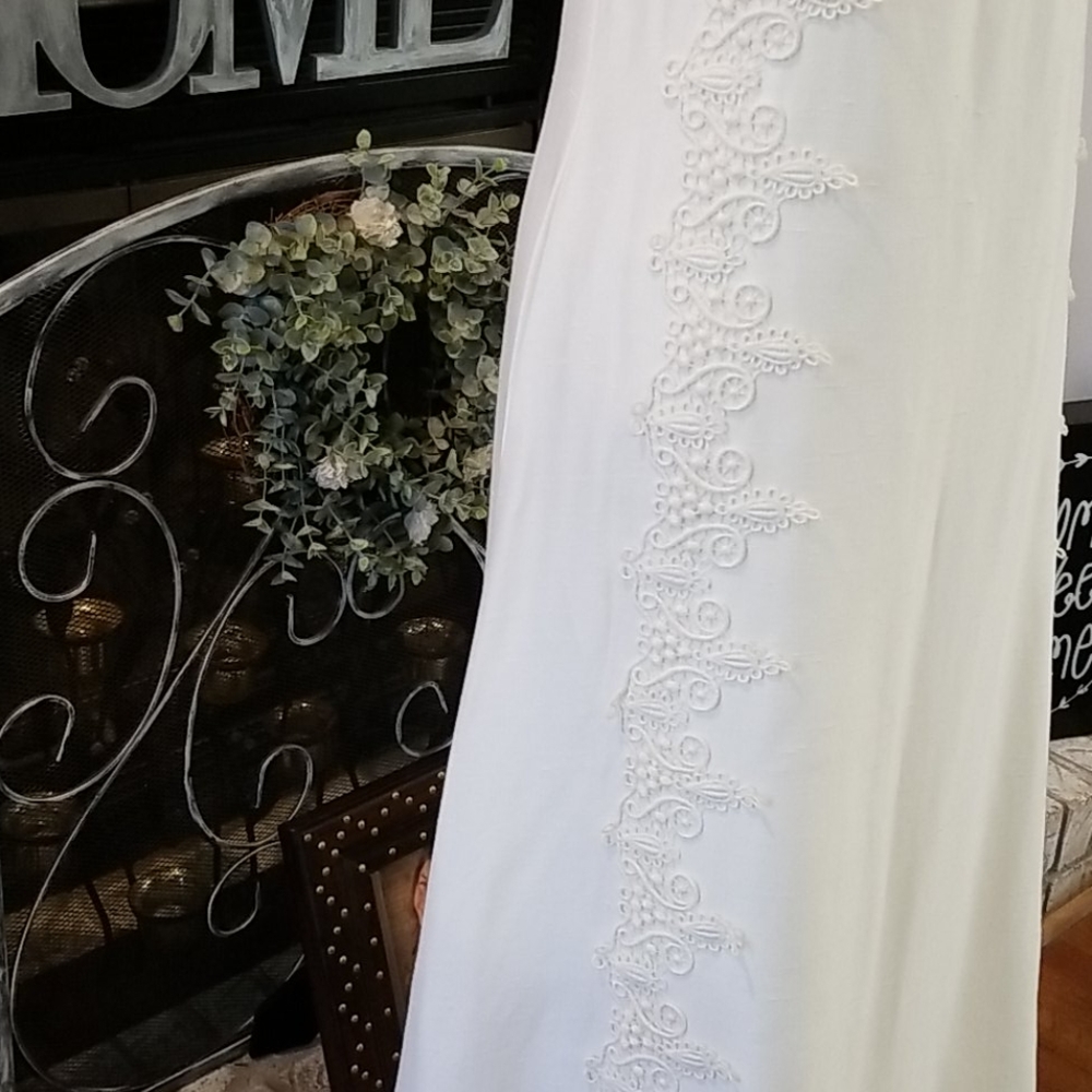 Vintage Shantung Wedding Dress w/ Bustle, size S - Picture 4 of 16